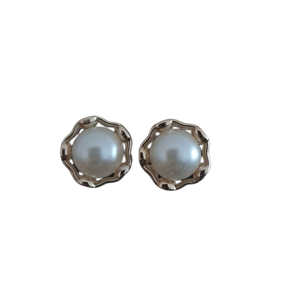Elegant Gold and Pearl Push Pin Accessorizer Pair